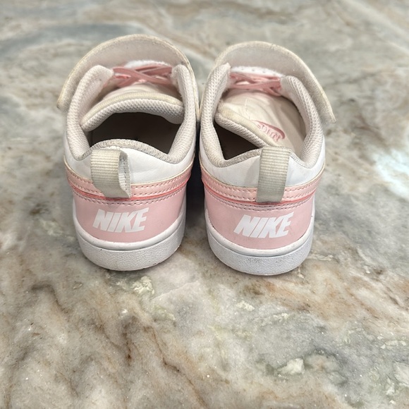 Girls nike borough court recraft low pink size 12 - Picture 5 of 7
